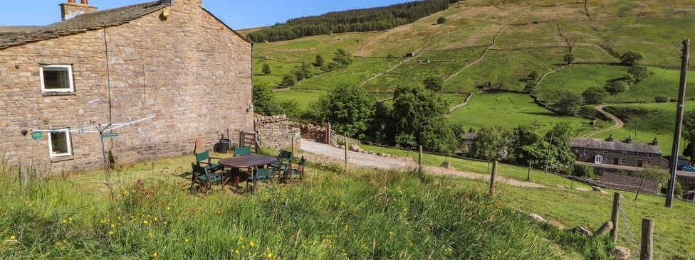 Holiday cottage in Garsdale with views over the Yorkshire Dales
